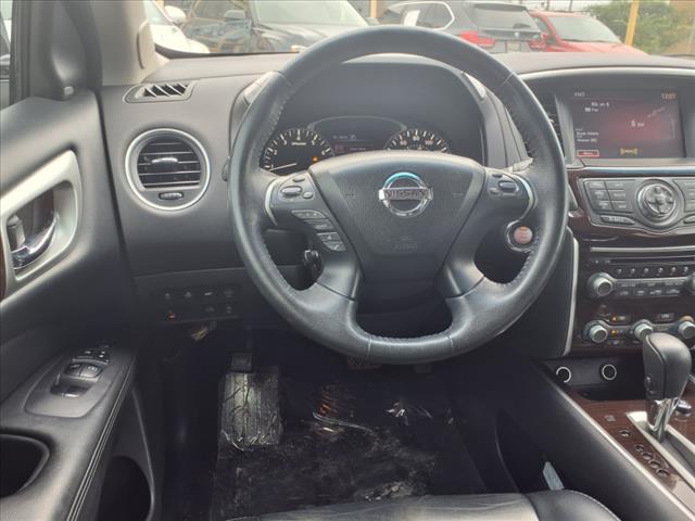 2016 Nissan Pathfinder Platinum