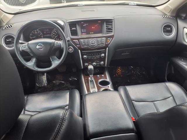 2016 Nissan Pathfinder Platinum