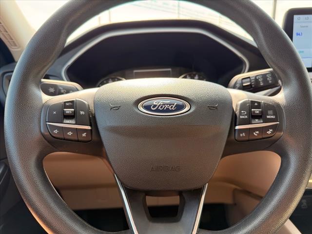 2022 Ford Escape Hybrid SE