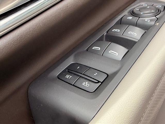 2021 GMC Yukon XL SLT