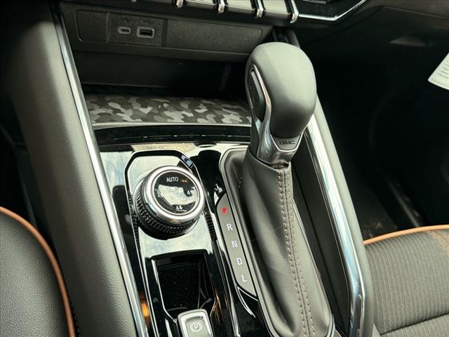2025 GMC Canyon AT4