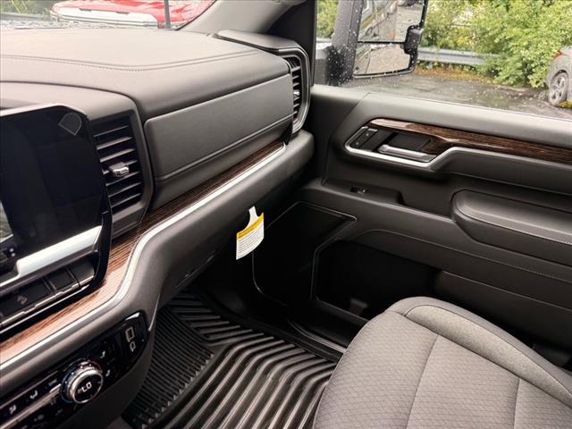 2025 GMC Sierra 2500HD SLE