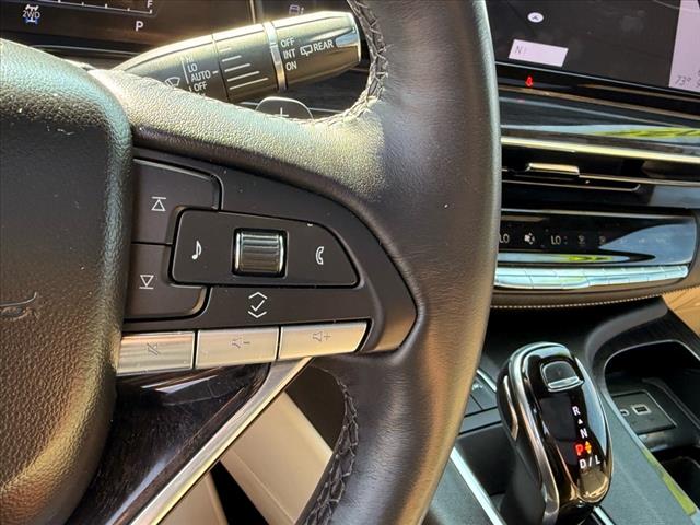 2022 Cadillac Escalade Premium Luxury