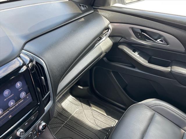 2022 Chevrolet Traverse LT Leather