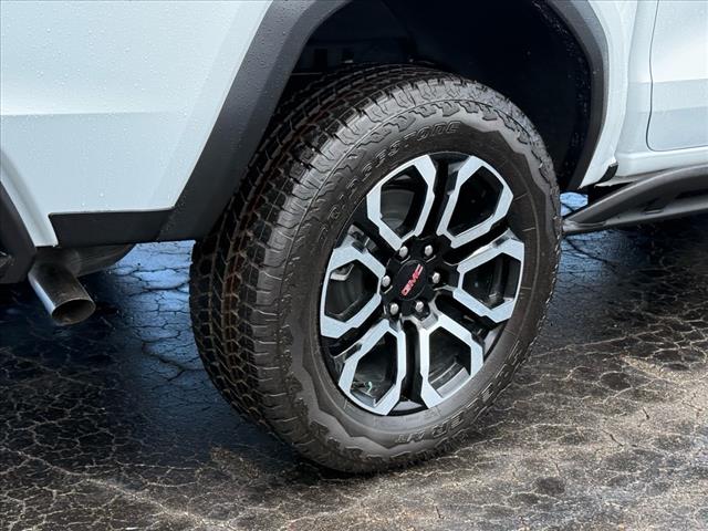 2025 GMC Canyon AT4