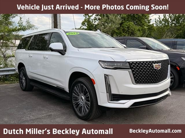 2022 Cadillac Escalade ESV Luxury