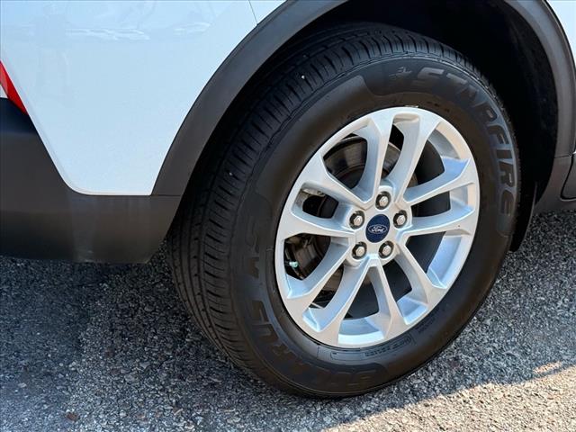 2022 Ford Escape Hybrid SE