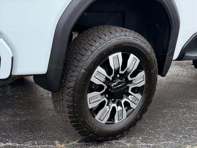 2025 GMC Sierra 2500HD Denali