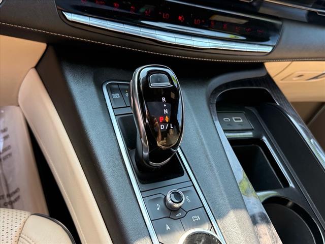 2022 Cadillac Escalade Premium Luxury