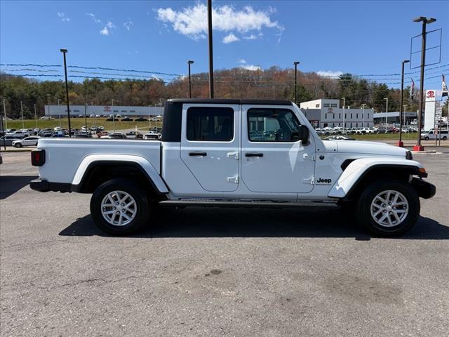 2023 Jeep Gladiator Sport S