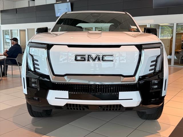 2025 GMC Sierra EV Denali