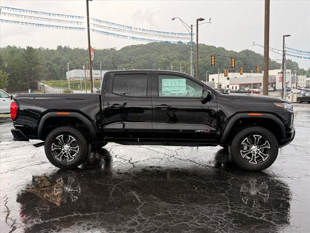 2025 GMC Canyon AT4