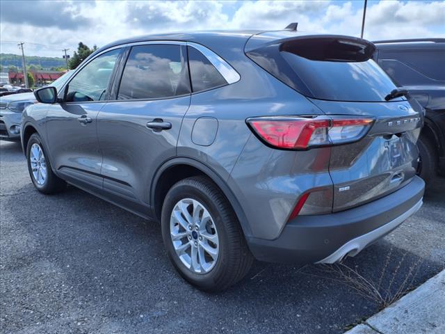 2022 Ford Escape Hybrid SE