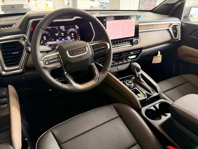 2025 GMC Canyon Denali
