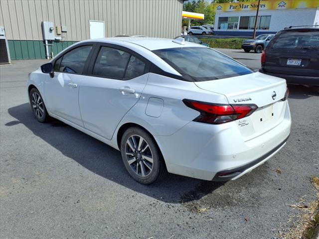 2022 Nissan Versa SV
