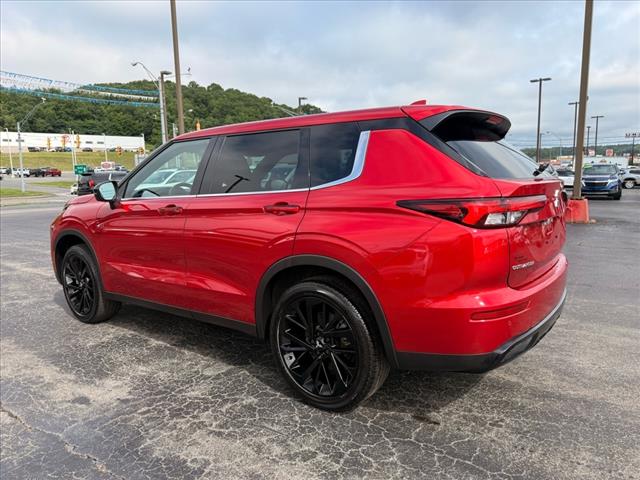 2023 Mitsubishi Outlander Black Edition