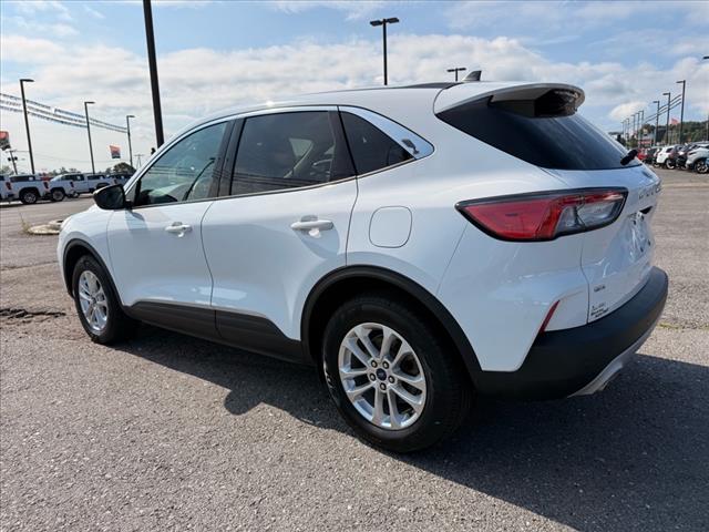 2022 Ford Escape Hybrid SE