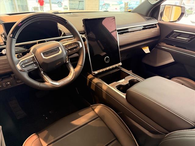 2025 GMC Sierra EV Denali