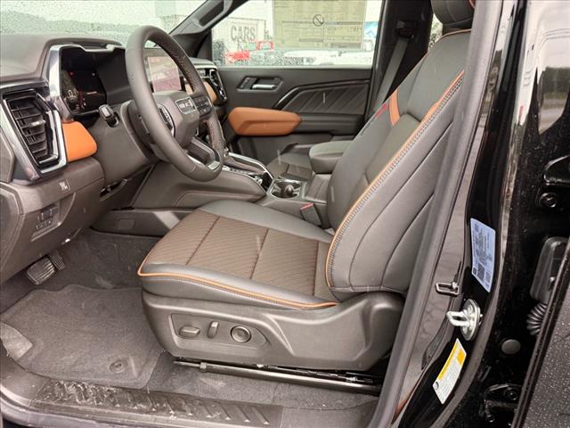 2025 GMC Canyon AT4