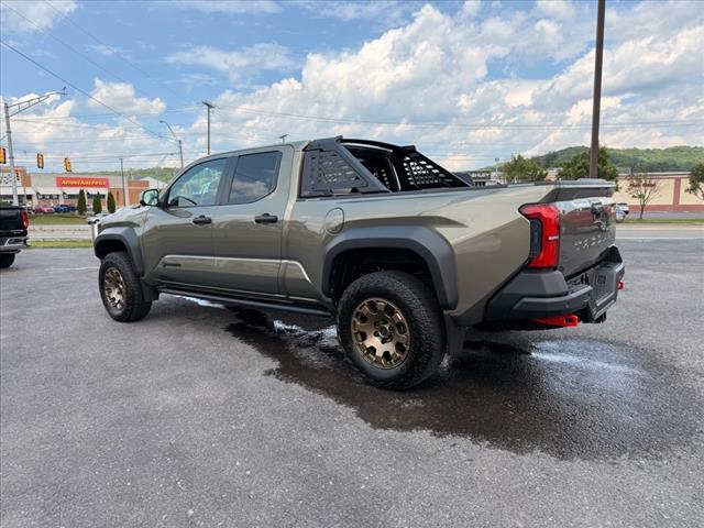 2024 Toyota Tacoma Trailhunter HV