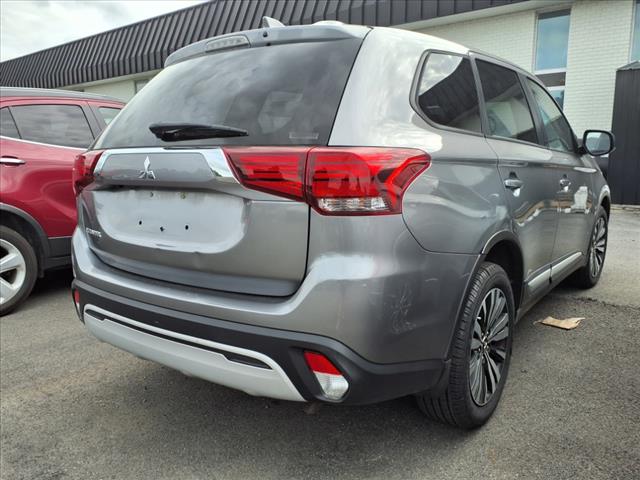 2020 Mitsubishi Outlander ES