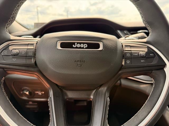2023 Jeep Grand Cherokee L Laredo