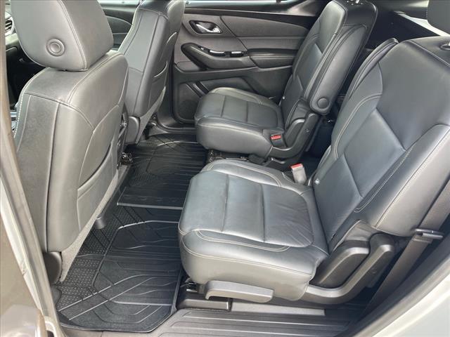 2022 Chevrolet Traverse LT Leather