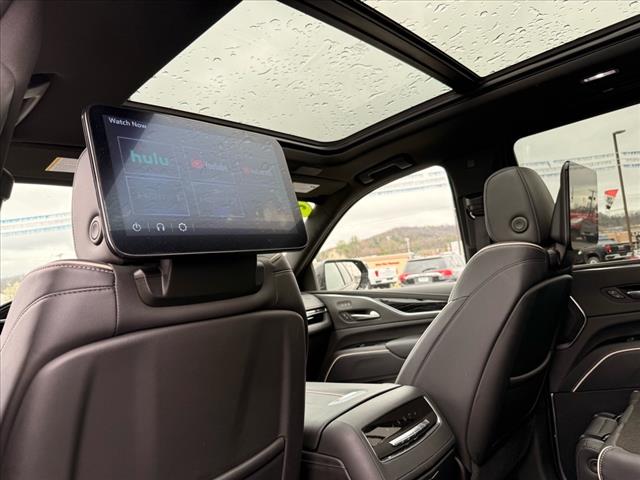 2023 Cadillac Escalade Sport