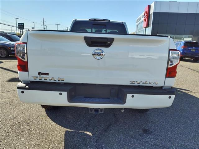 2017 Nissan Titan SV