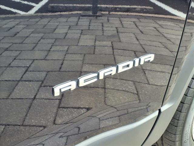 2022 GMC Acadia SLT