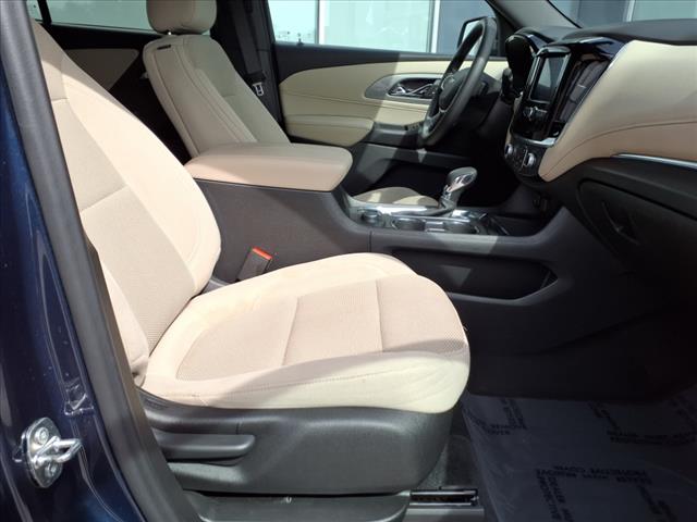 2022 Chevrolet Traverse LS