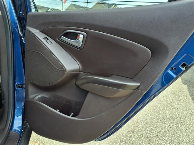 2015 Hyundai TUCSON SE