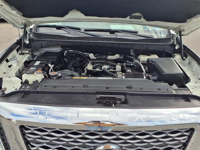2017 Nissan Titan SV