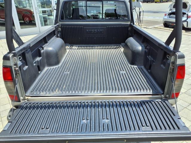 2004 Nissan Frontier XE