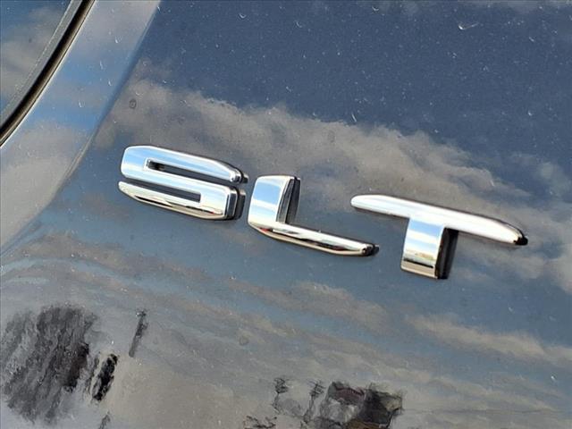 2022 GMC Acadia SLT