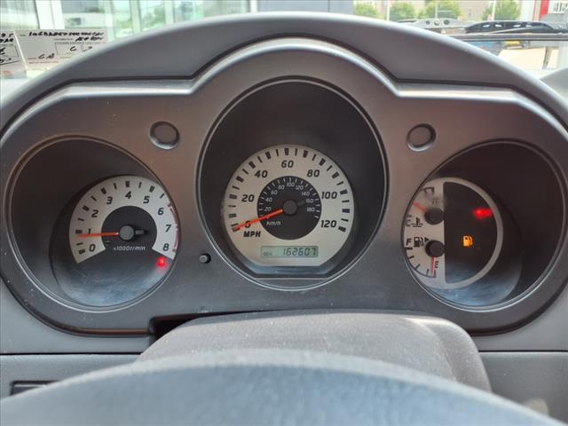 2004 Nissan Frontier XE