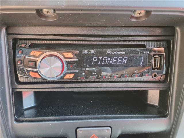 2004 Nissan Frontier XE