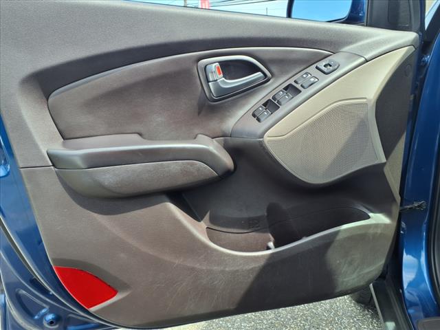 2015 Hyundai TUCSON SE