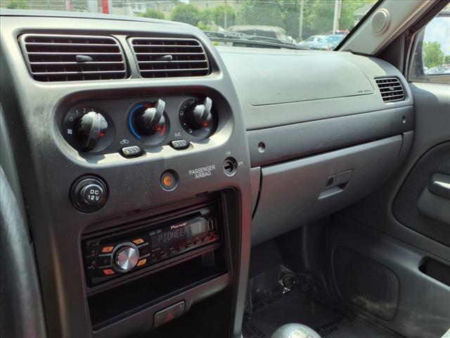 2004 Nissan Frontier XE