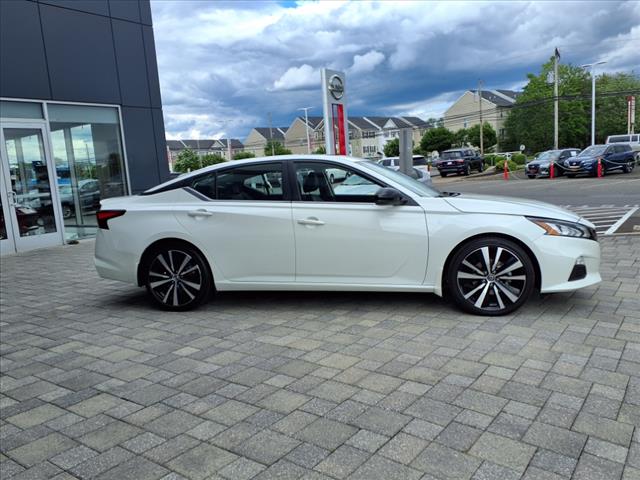 2022 Nissan Altima 2.0 SR