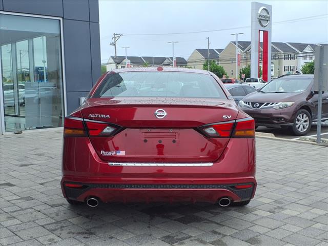 2021 Nissan Altima 2.5 SV