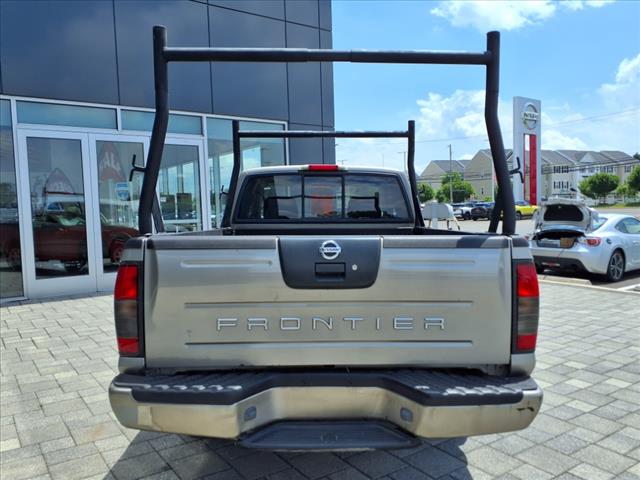 2004 Nissan Frontier XE