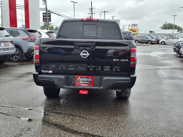 2022 Nissan Frontier SV