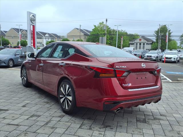 2021 Nissan Altima 2.5 SV
