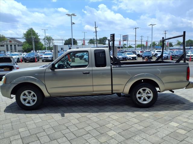 2004 Nissan Frontier XE