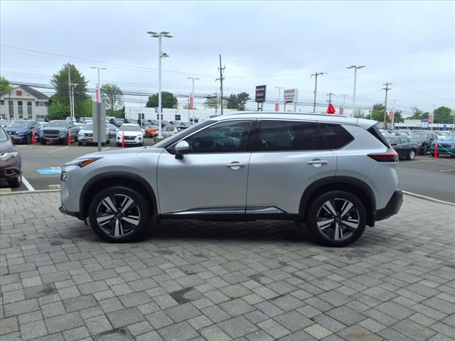 2022 Nissan Rogue SL