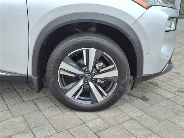 2022 Nissan Rogue SL