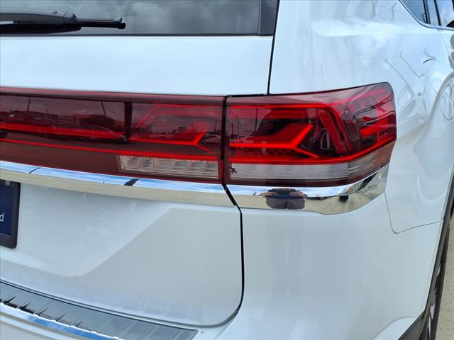 2024 Volkswagen Atlas 2.0T SE