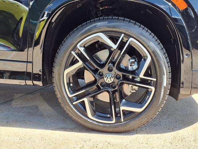 2025 Volkswagen Tiguan 2.0T SEL R-Line