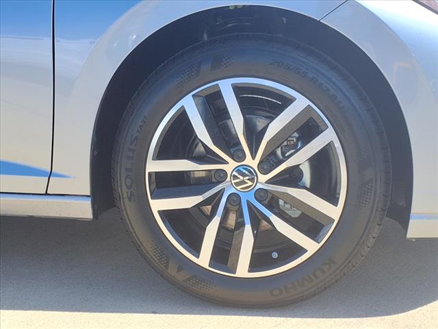 2025 Volkswagen Jetta 1.5T SE